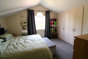 Bedroom- click for photo gallery